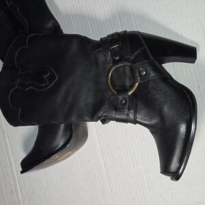Justin Boots Black Leather Heeled Cowboy Boots with Ring Harness